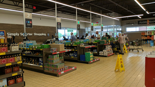 Supermarket «ALDI», reviews and photos, 2505 N Hwy 67, Florissant, MO 63033, USA