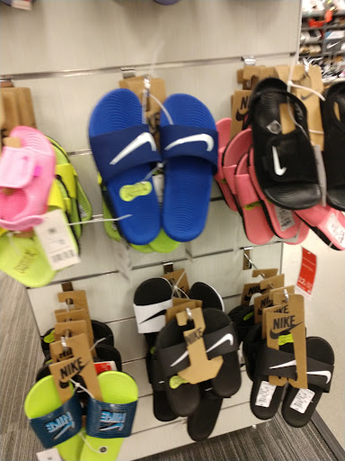 Department Store «Nordstrom Rack Springfield Town Center», reviews and photos, 6501 Springfield Mall, Springfield, VA 22150, USA