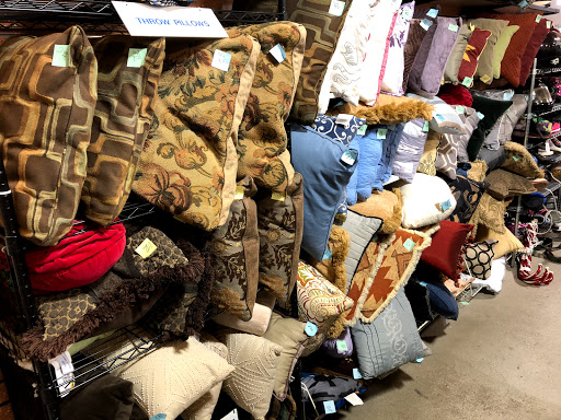 Thrift Store «Island Thrift», reviews and photos, 1800 NY-112, Medford, NY 11763, USA