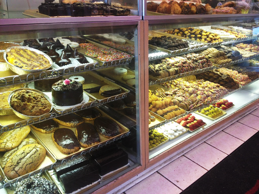 Zadies Kosher Bake Shop, 19-09 Fair Lawn Ave, Fair Lawn, NJ 07410, USA, 