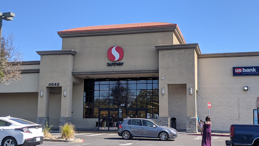 Safeway image