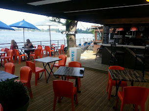 Photo n°74 de TIKI au bord de l'eau à Décines-Charpieu ()