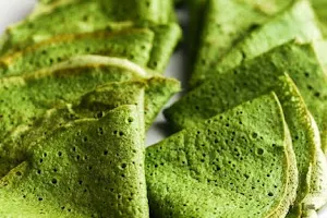 Green Crepess image