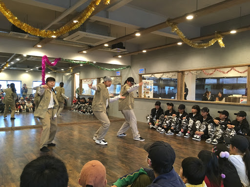 ダンススクール Dance Studio Status