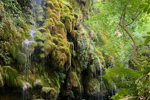 Hadchit Natural Spring image