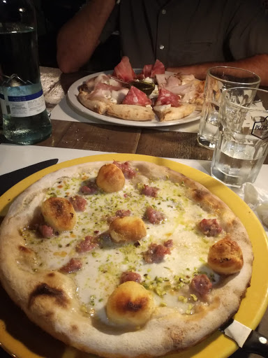 Pizzicotto Gourmet in Cecina, Provincia di Livorno