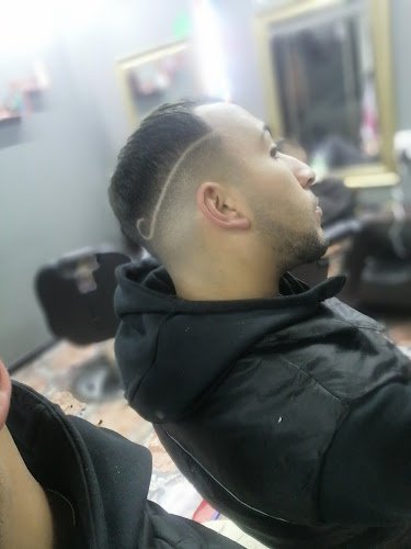La Fama Barber Shop - Barbería