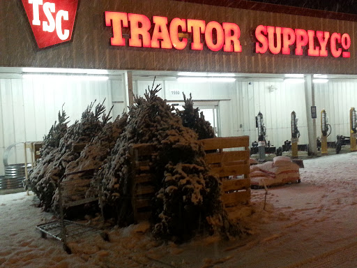 Home Improvement Store «Tractor Supply Co.», reviews and photos, 1550 Whitehall Rd, Muskegon, MI 49445, USA