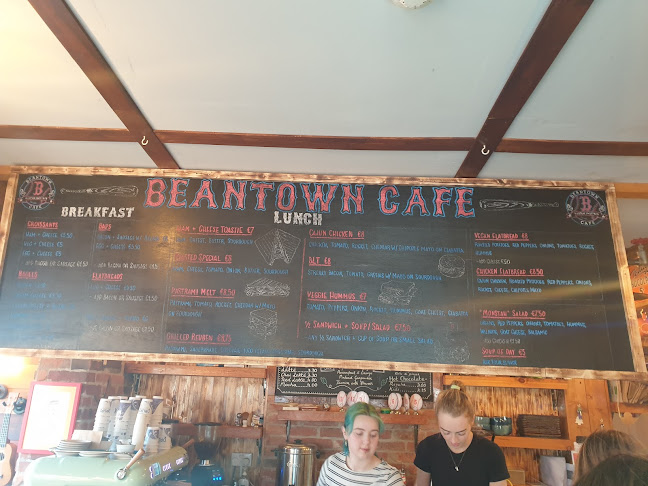 Comments and reviews of Beantown Cafe