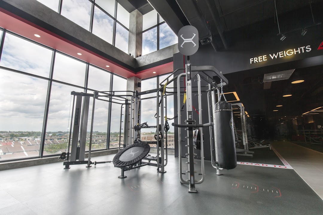 Level Up Fitness Vivacity Megamall (Premium 24-Hour Gym)