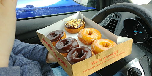 Donut Shop «Duck Donuts - Chocolate Avenue», reviews and photos, 261 W Chocolate Ave, Hershey, PA 17033, USA