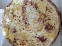 Pizza du Pizzeria Presto Pizza à Bonnétable - n°1