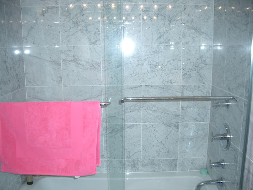 Bathroom Remodeler «Budget Construction Company», reviews and photos, 5334 N Kedzie Ave, Chicago, IL 60625, USA