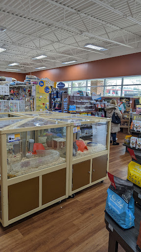 Pet Supply Store «Pet Supermarket», reviews and photos, 3316 Battleground Ave, Greensboro, NC 27410, USA