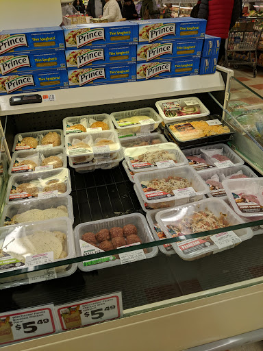 Grocery Store «Market Basket», reviews and photos, 350 Winthrop Ave, North Andover, MA 01845, USA