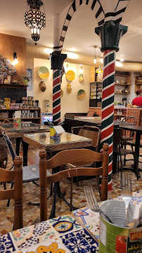 Atmosphère du Restaurant tunisien Lyoom Cantine Tunisian Street Food à Paris - n°17