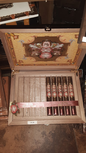 Cigar Shop «Lone Star Tobacco», reviews and photos, 122 Vintage Park Blvd, Houston, TX 77070, USA