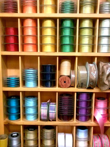 Gift Shop «Landis Gifts & Stationery», reviews and photos, 138 N Larchmont Blvd, Los Angeles, CA 90004, USA