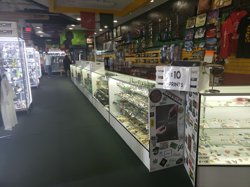 Vaporizer Store «HIGH Maintenance Smoke Shop», reviews and photos, 411 S Mill Ave #101, Tempe, AZ 85281, USA