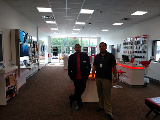 Cell Phone Store «Wayne Verizon Wireless», reviews and photos, 1428 NJ-23, Wayne, NJ 07470, USA