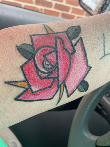 Explore top gun tattoo ideas, creative tattoo ideas in Hopkinsville, available at FNT Tattoo & Piercings