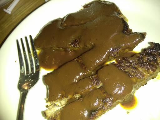 American Restaurant «Cracker Barrel Old Country Store», reviews and photos, 1395 Ford St, Maumee, OH 43537, USA