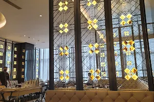 Hua Yuan Brasserie Chinoise image