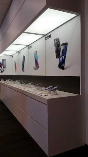 Cell Phone Store «Verizon», reviews and photos, 679 Dawsonville Hwy, Gainesville, GA 30501, USA