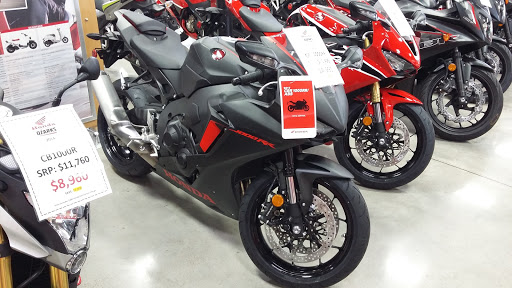 Honda Dealer «Honda of the Ozarks», reviews and photos, 2055 E Kerr St, Springfield, MO 65803, USA