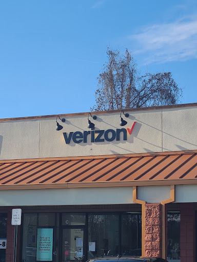 Cell Phone Store «Verizon Authorized Retailer - A Wireless», reviews and photos, 400 Walmart Way c, Dahlonega, GA 30533, USA