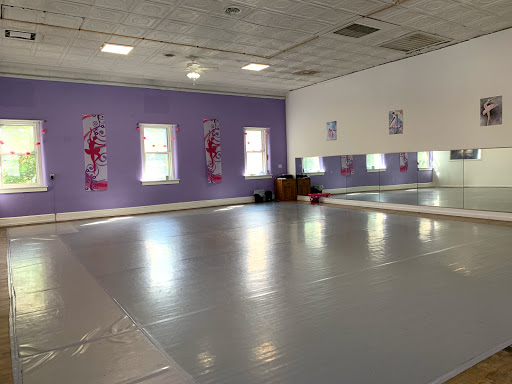 Dance School «Studios On Main- Dance Cheer Tumbling Center», reviews and photos, 510 Main St, Pennsburg, PA 18073, USA