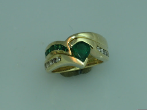 Jewelry Designer «Martha Richter Ltd», reviews and photos, 158 Welwyn Ct, Lake Bluff, IL 60044, USA