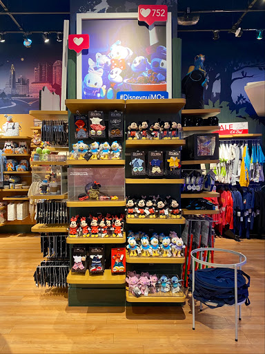 Toy Store «Disney Store», reviews and photos, 1500 Polaris Pkwy, Columbus, OH 43240, USA