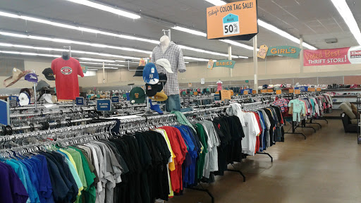 Thrift Store «Thrift Town», reviews and photos, 6328 Fair Oaks Blvd, Carmichael, CA 95608, USA