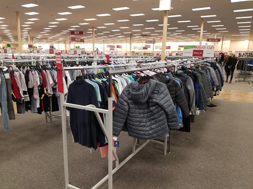Clothing Store «Burlington Coat Factory», reviews and photos, 4293 Winston Ave #2, Covington, KY 41015, USA