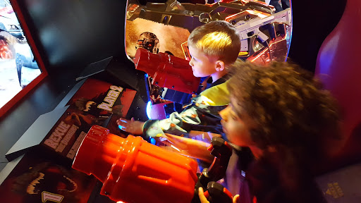 Movie Theater «Showcase Cinema de Lux Revere», reviews and photos, 565 Squire Rd, Revere, MA 02151, USA