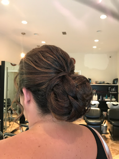 Hair Salon «New Image Hair Salon», reviews and photos, 149 E 233rd St, Bronx, NY 10470, USA