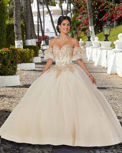 Bridal Shop «Eleganza Bridal», reviews and photos, 1014 E Charleston Blvd #100, Las Vegas, NV 89104, USA