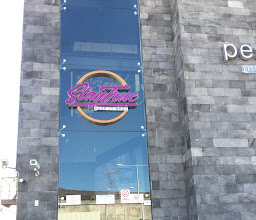 Stay True - Night Club photo