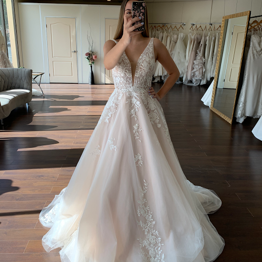 Bridal Shop «Flares bridal + formal», reviews and photos, 1700 N Broadway #100, Walnut Creek, CA 94596, USA