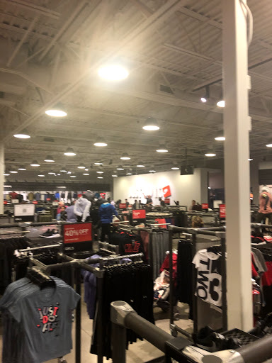 Sporting Goods Store «Nike Factory Store», reviews and photos, 5195 Factory Shops Blvd, Ellenton, FL 34222, USA