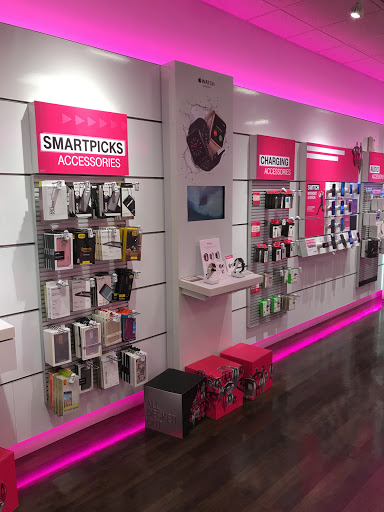 Cell Phone Store «T-Mobile», reviews and photos, 35020 Newark Blvd, Newark, CA 94560, USA