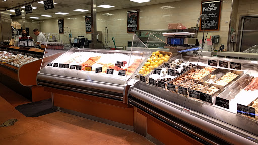 Gourmet Grocery Store «Metropolitan Market Kirkland», reviews and photos, 10611 NE 68th St, Kirkland, WA 98033, USA