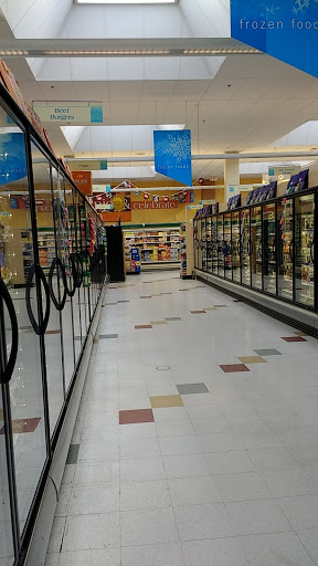 Grocery Store «Stop & Shop», reviews and photos, 2020 Norwich-New London Turnpike, Montville, CT 06353, USA