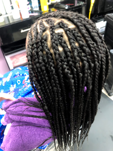 Hair Salon «Passion Hair Salon», reviews and photos, 17323 Jefferson Davis Hwy, Dumfries, VA 22026, USA