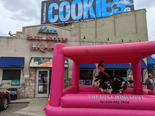 Liquor Store «Main Street Party Store», reviews and photos, 201 N Main St, Ann Arbor, MI 48104, USA