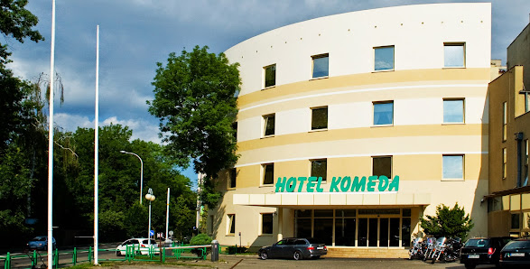 Komeda. Hotel. Restauracja. Księdza Jana Kompałły 9, 63-400 Ostrów Wielkopolski, Polska