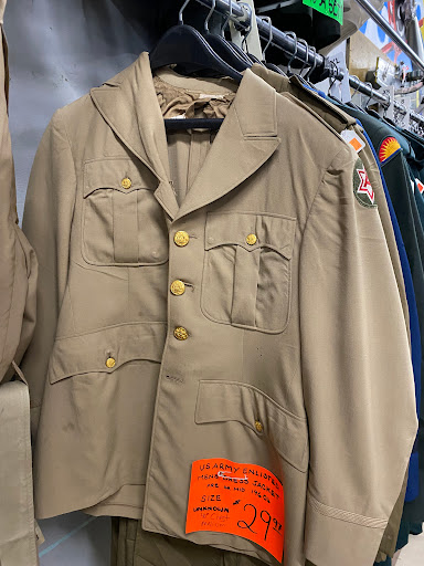 Sporting Goods Store «Andy & Bax Sporting Goods», reviews and photos, 324 SE Grand Ave, Portland, OR 97214, USA