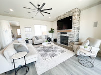 Finishing Touches by Sara - Photo 3 - Car repair in , Clovis