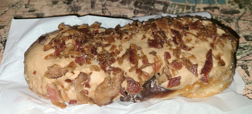 Donut Shop «Donut Club», reviews and photos, 861 W Arrow Hwy, San Dimas, CA 91773, USA